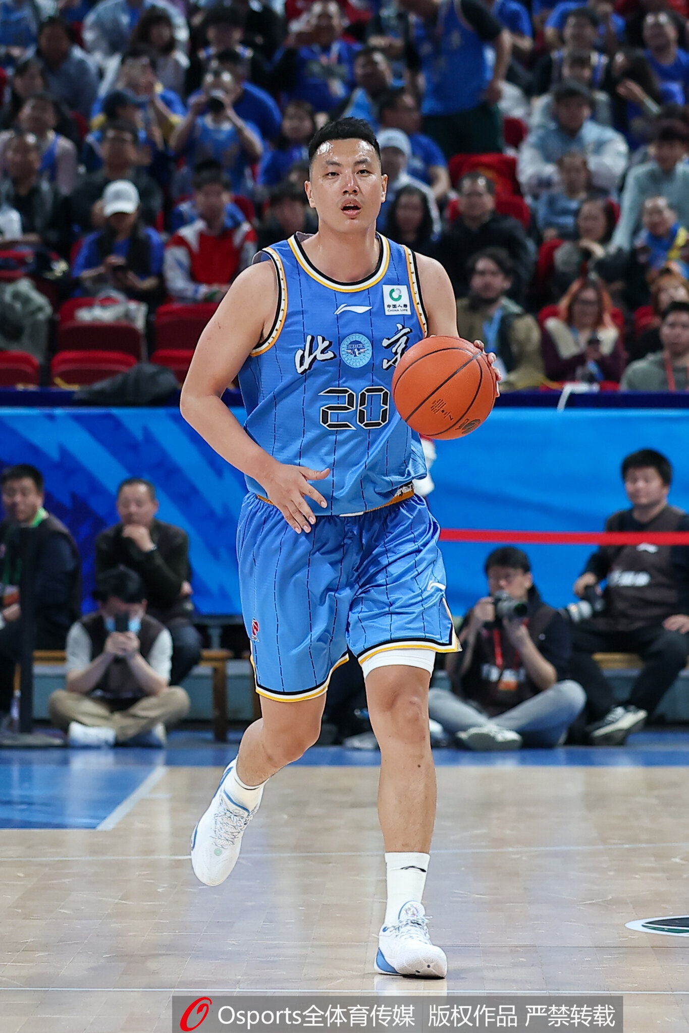 CBA夏季联赛决赛：北京83-78青岛 夺得夏联分站赛冠军