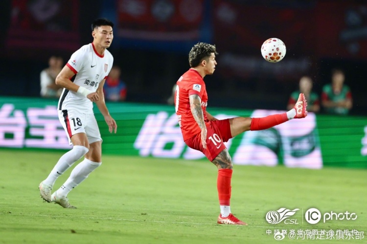 河南俱乐部彩陶坊0-0成都蓉城