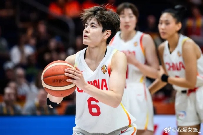 女篮世界杯综述：中国鏖战加时险胜捷克 美国险些不敌意大利